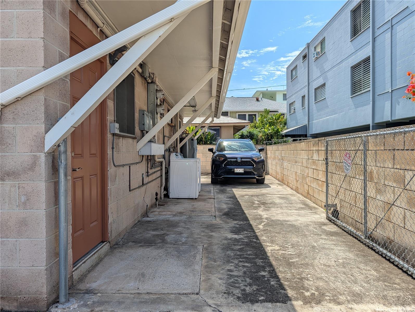 1267 Rycroft Street Honolulu - Rental - photo 19 of 21