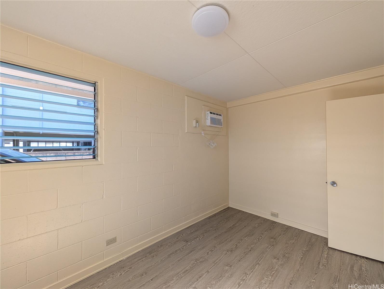 1267 Rycroft Street Honolulu - Rental - photo 9 of 21