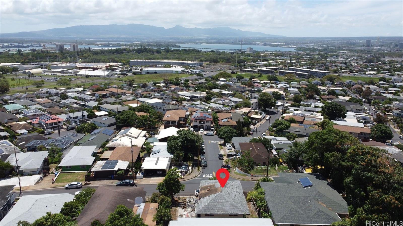 1267  Wanaka Street Aliamanu, Honolulu home - photo 4 of 9