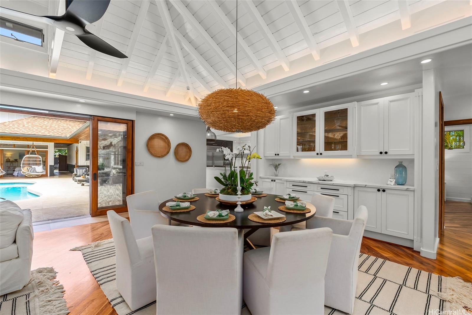 127  Mokumanu Drive Lanikai, Kailua home - photo 11 of 25