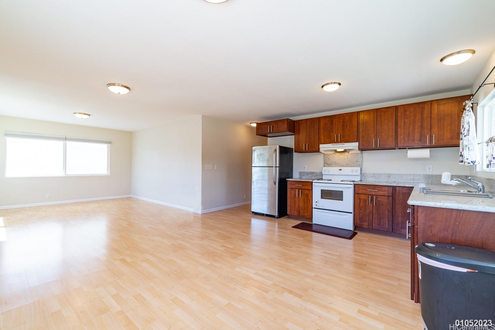 1270 Palolo Ave Honolulu - Rental - photo 3 of 23