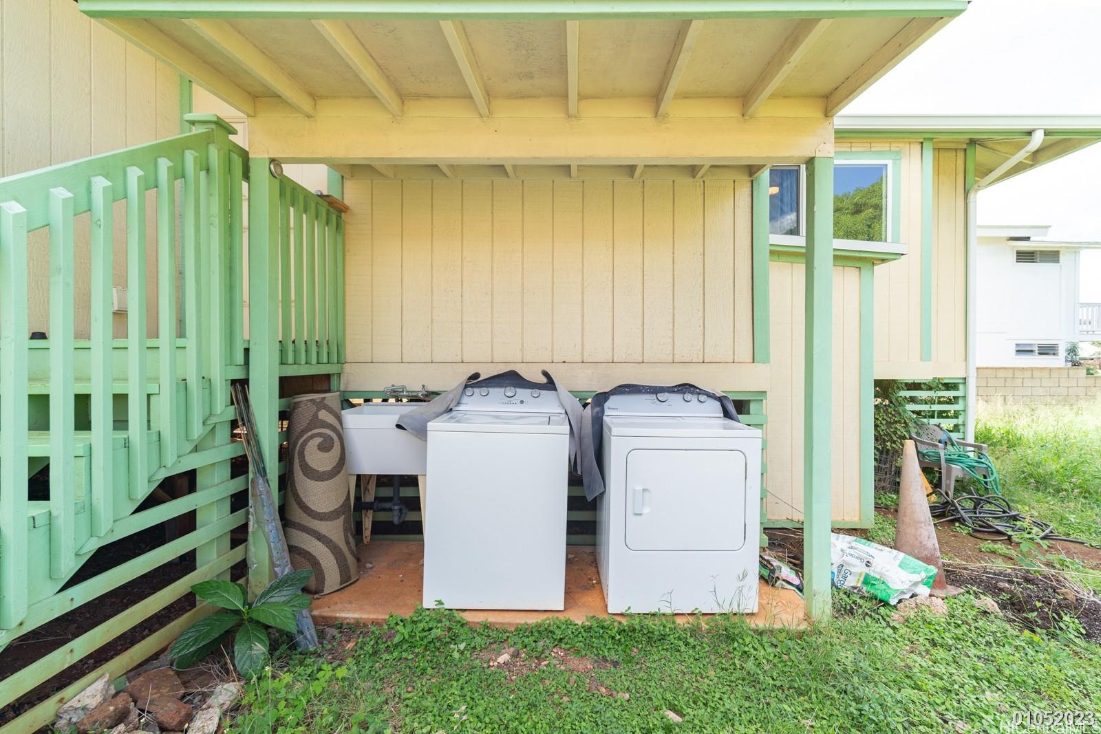 1270 Palolo Ave Honolulu - Rental - photo 21 of 23