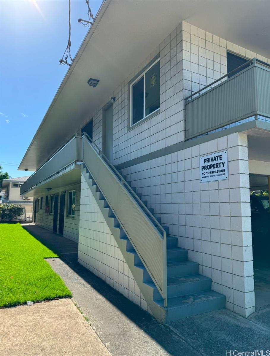 1275 Matlock Ave Honolulu - Rental - photo 2 of 13