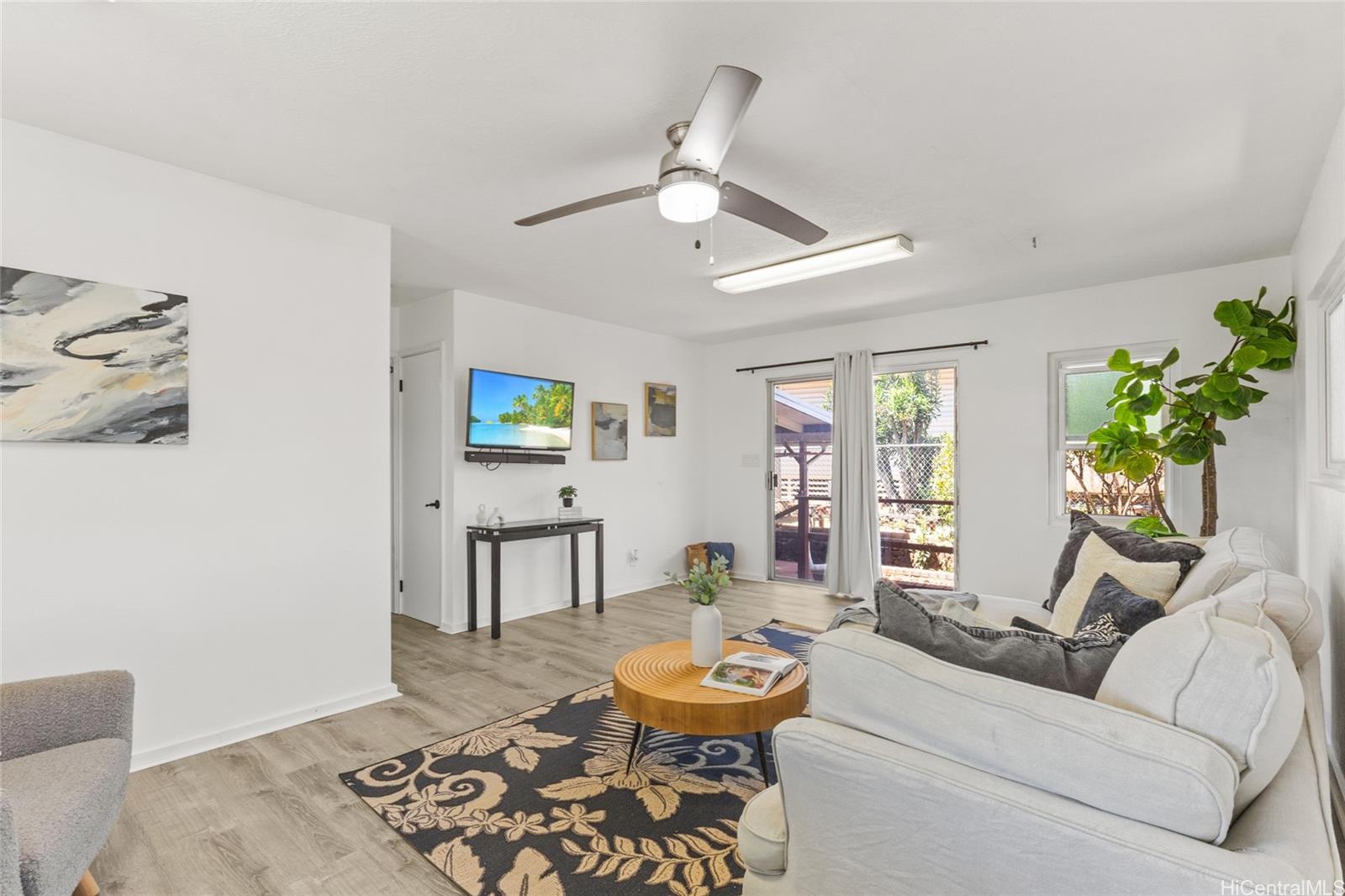 1277  Nanakai Street Pearl City-upper, PearlCity home - photo 13 of 20