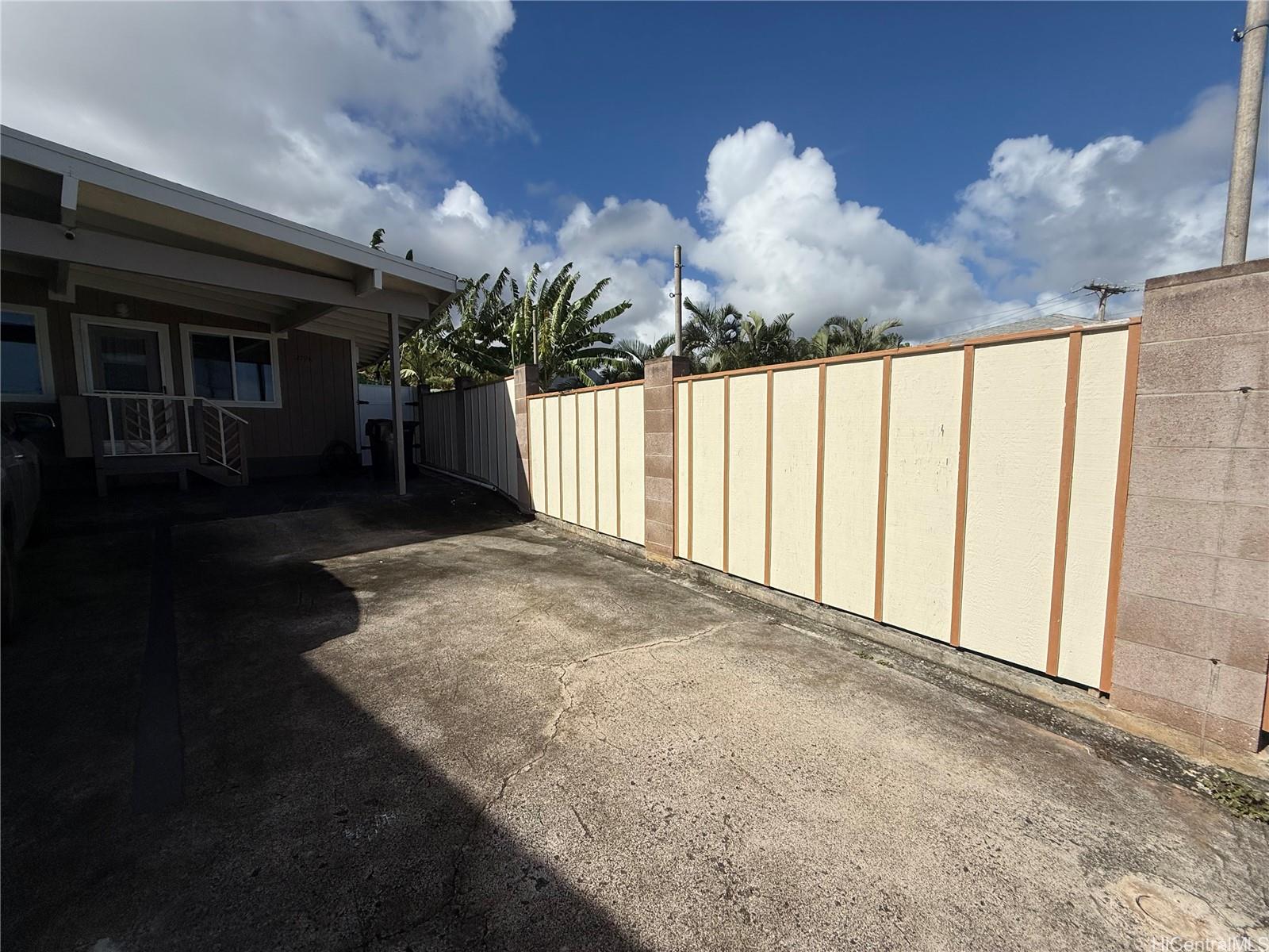 1279 Manulani St Kailua - Rental - photo 14 of 14