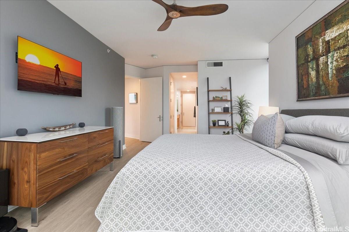 Hokua At 1288 Ala Moana condo # 15G, Honolulu, Hawaii - photo 12 of 25