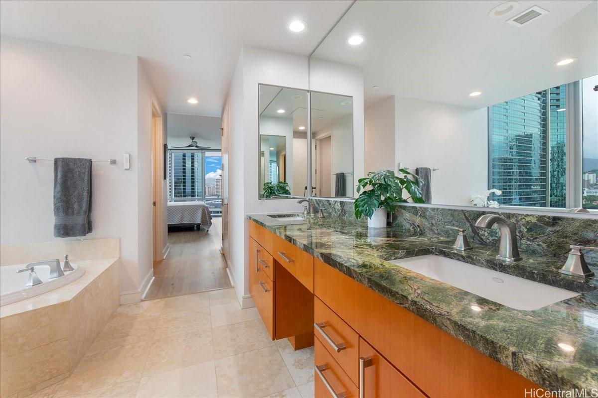 Hokua At 1288 Ala Moana condo # 15G, Honolulu, Hawaii - photo 14 of 25