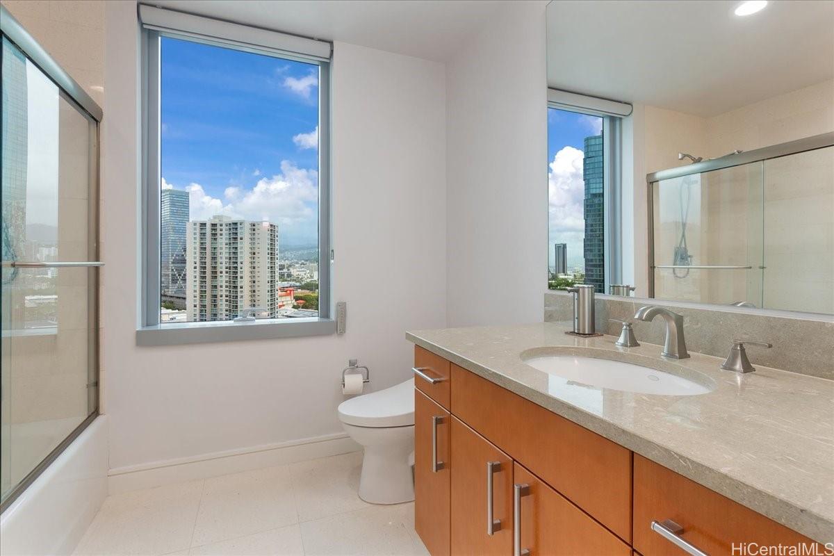 Hokua At 1288 Ala Moana condo # 15G, Honolulu, Hawaii - photo 18 of 25