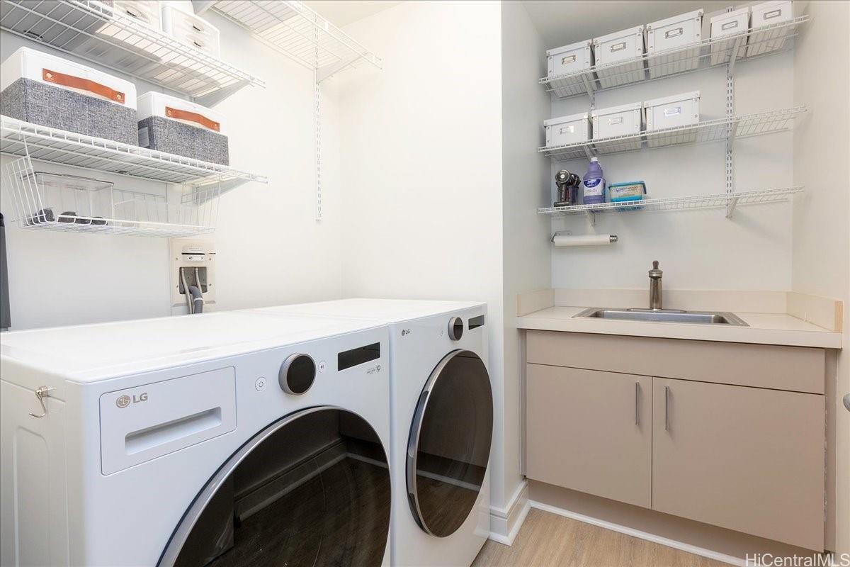 Hokua At 1288 Ala Moana condo # 15G, Honolulu, Hawaii - photo 19 of 25