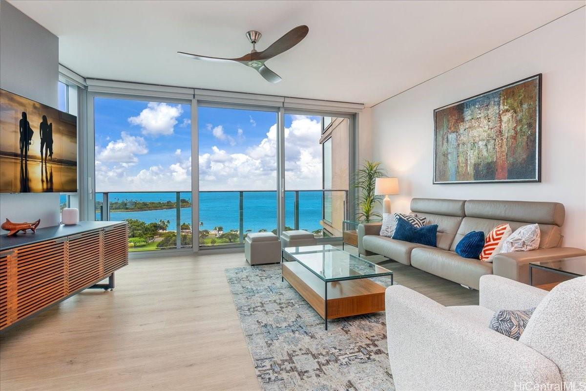 Hokua At 1288 Ala Moana condo # 15G, Honolulu, Hawaii - photo 3 of 25