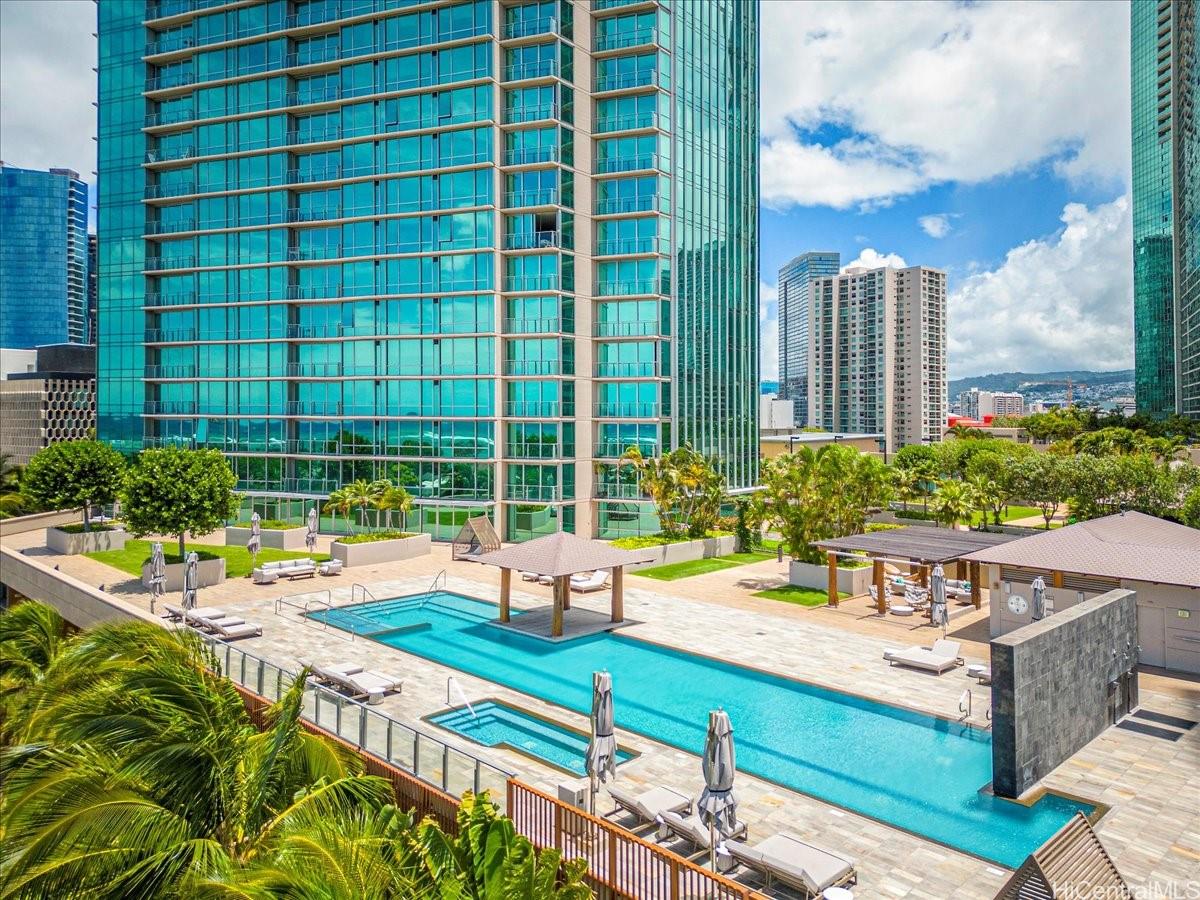 Hokua At 1288 Ala Moana condo # 15G, Honolulu, Hawaii - photo 21 of 25