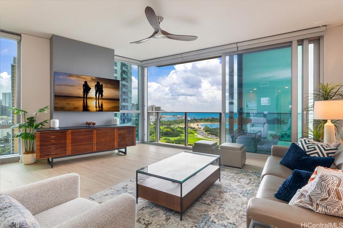 Hokua At 1288 Ala Moana condo # 15G, Honolulu, Hawaii - photo 4 of 25