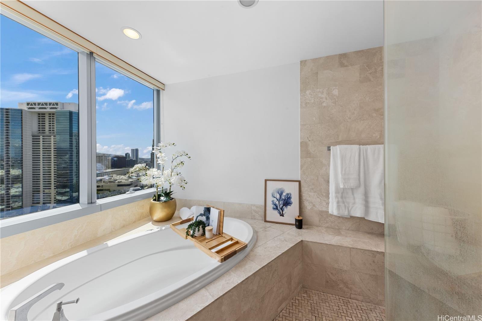 Hokua At 1288 Ala Moana condo # 21A, Honolulu, Hawaii - photo 15 of 25