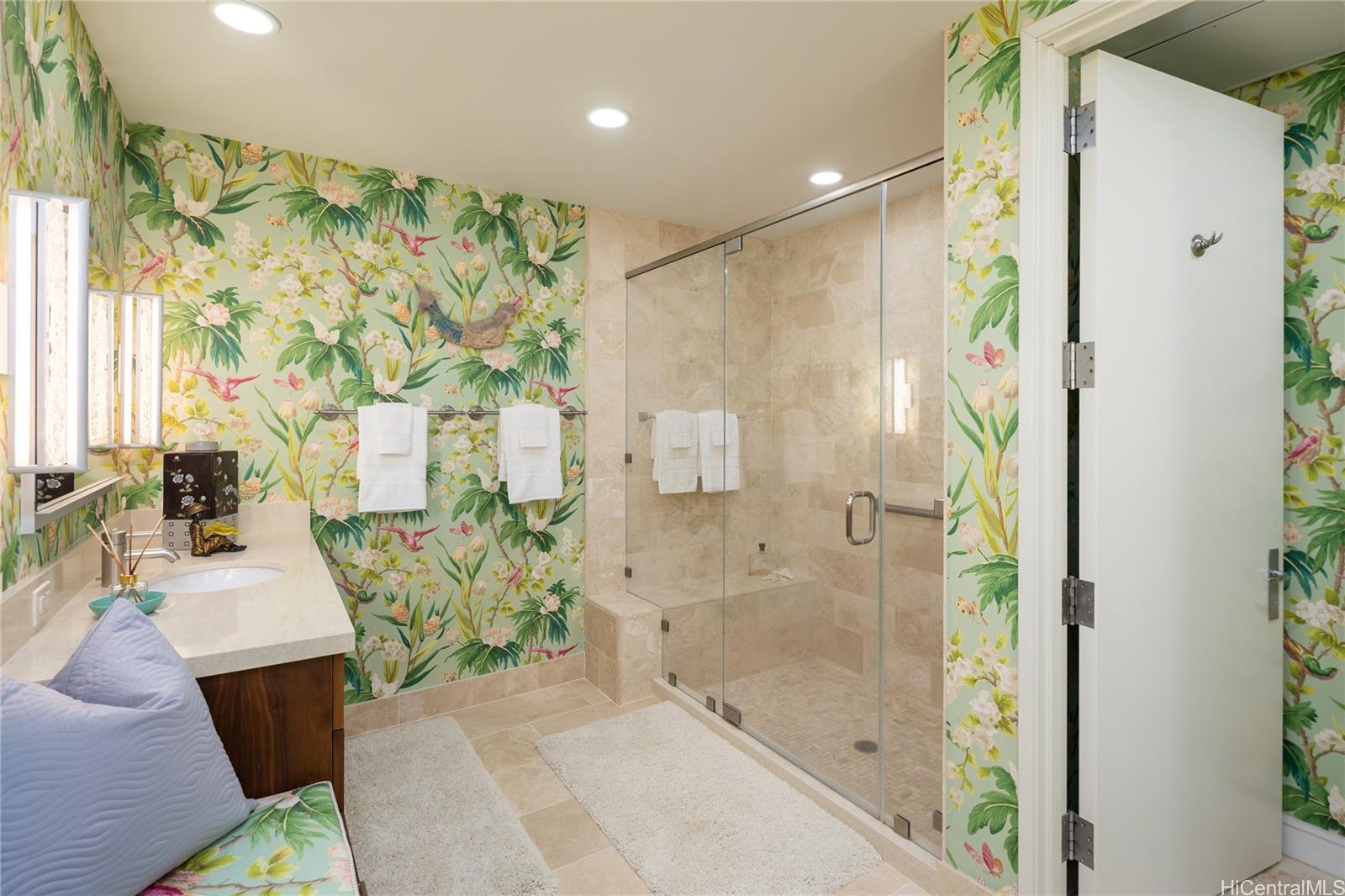 Hokua At 1288 Ala Moana condo # 29B, Honolulu, Hawaii - photo 19 of 25