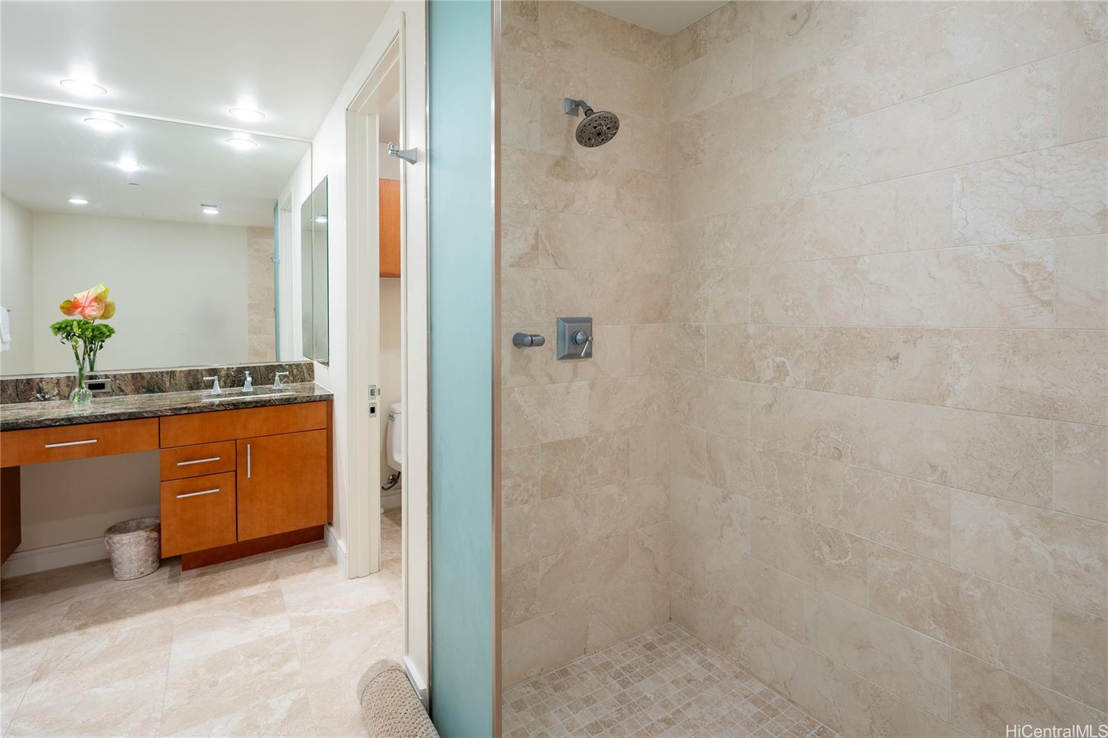 Hokua At 1288 Ala Moana condo # 29F, Honolulu, Hawaii - photo 13 of 25