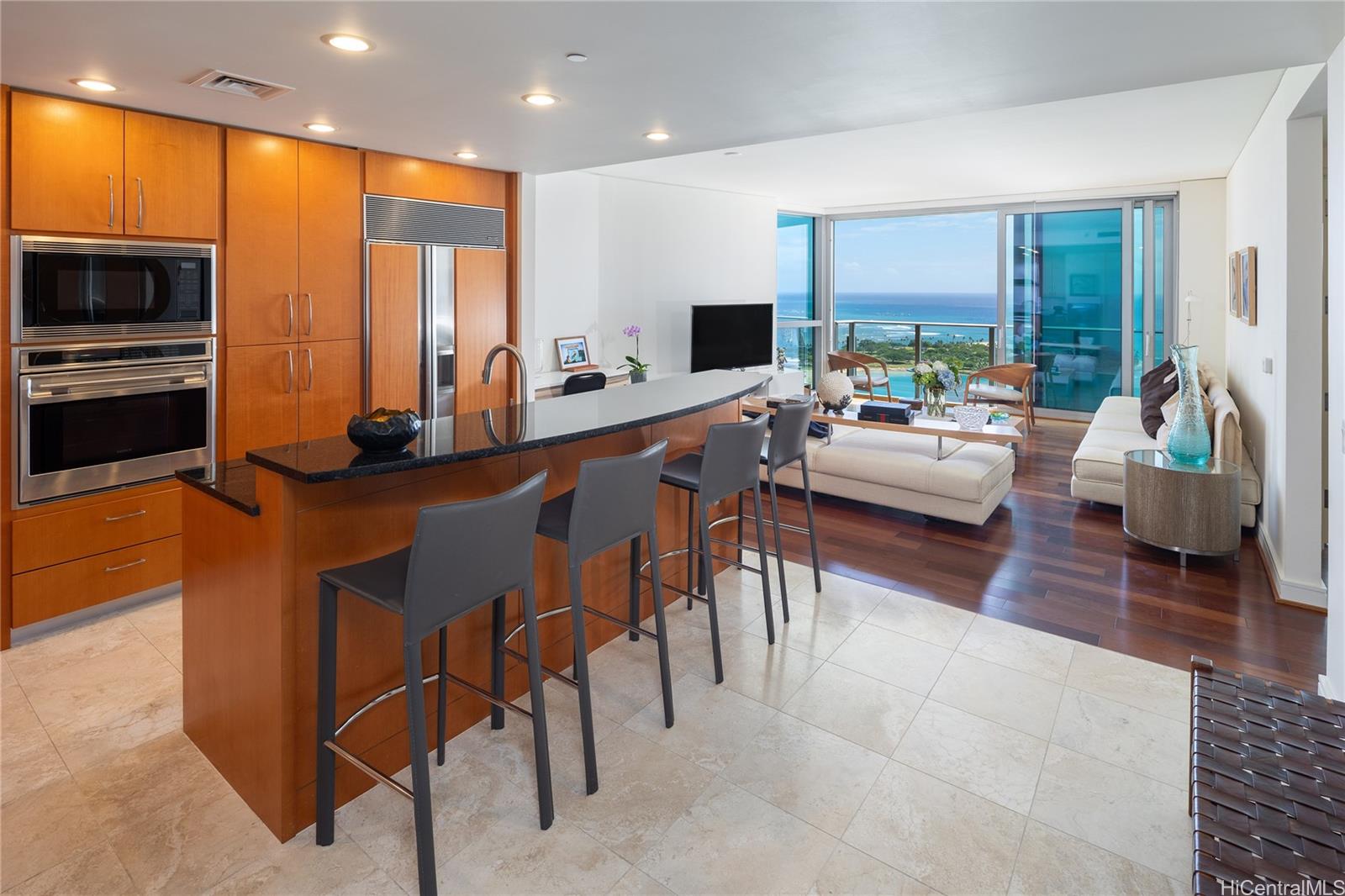 Hokua At 1288 Ala Moana condo # 29F, Honolulu, Hawaii - photo 5 of 25