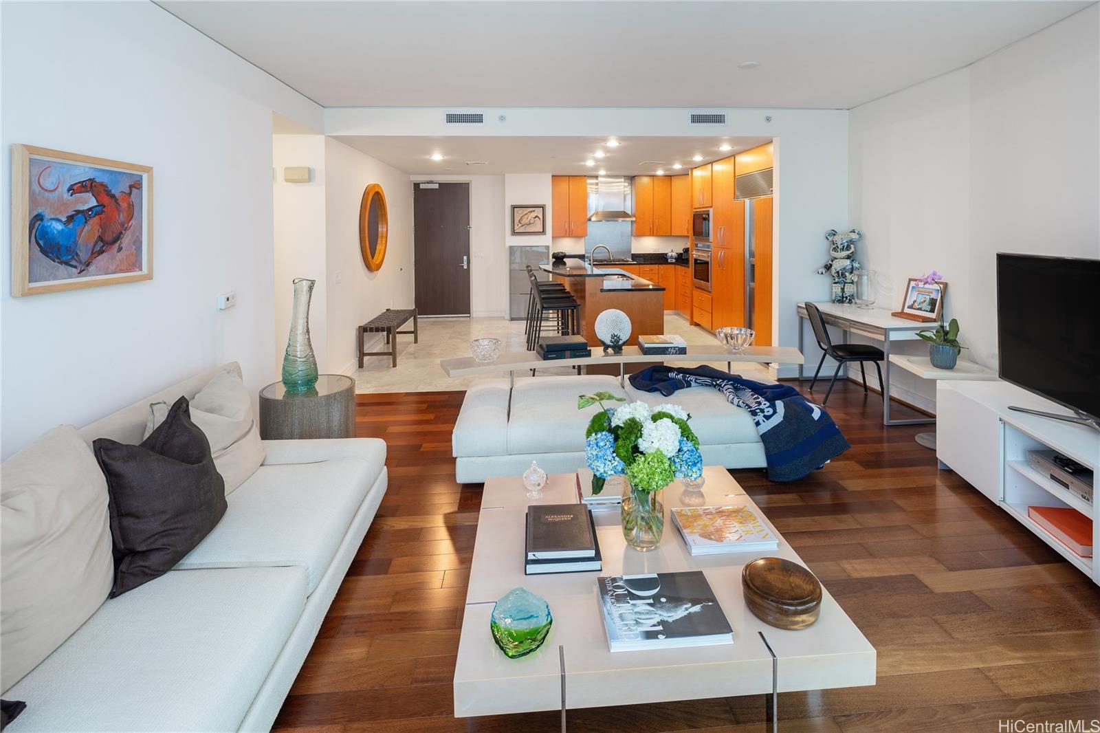 Hokua At 1288 Ala Moana condo # 29F, Honolulu, Hawaii - photo 8 of 25