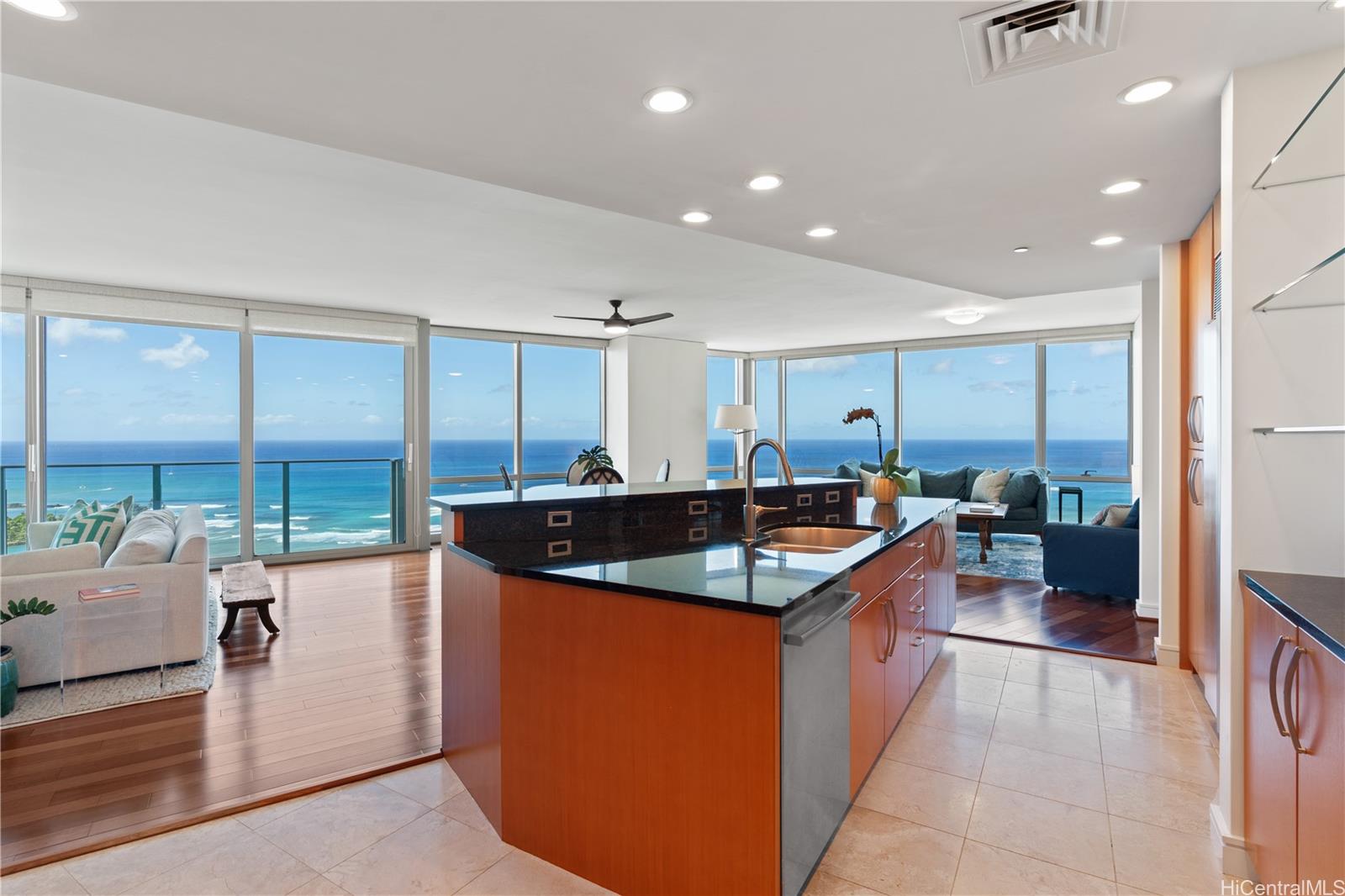 Hokua At 1288 Ala Moana condo # 31D, Honolulu, Hawaii - photo 7 of 19