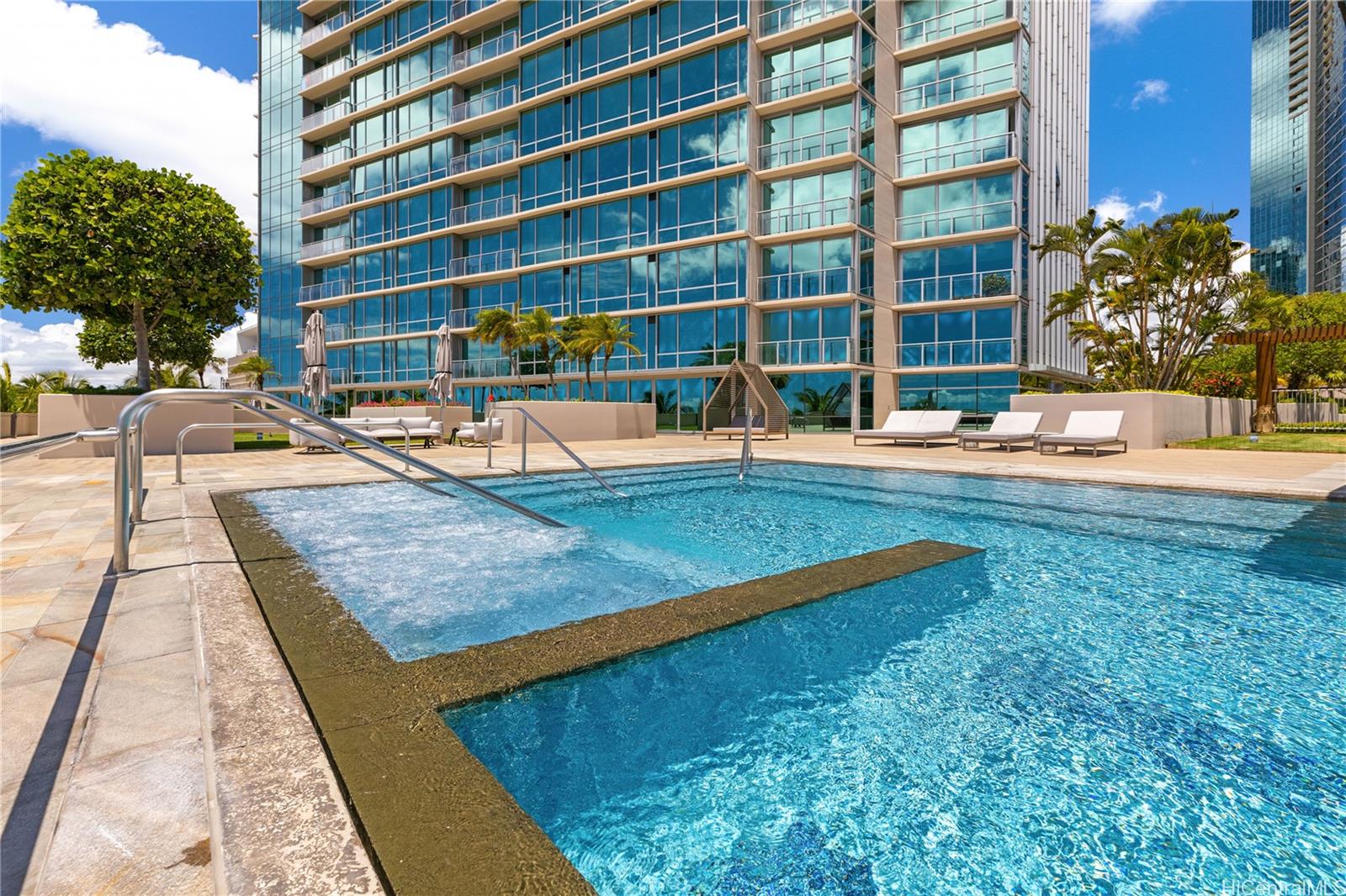 Hokua At 1288 Ala Moana condo # 37I, Honolulu, Hawaii - photo 21 of 24