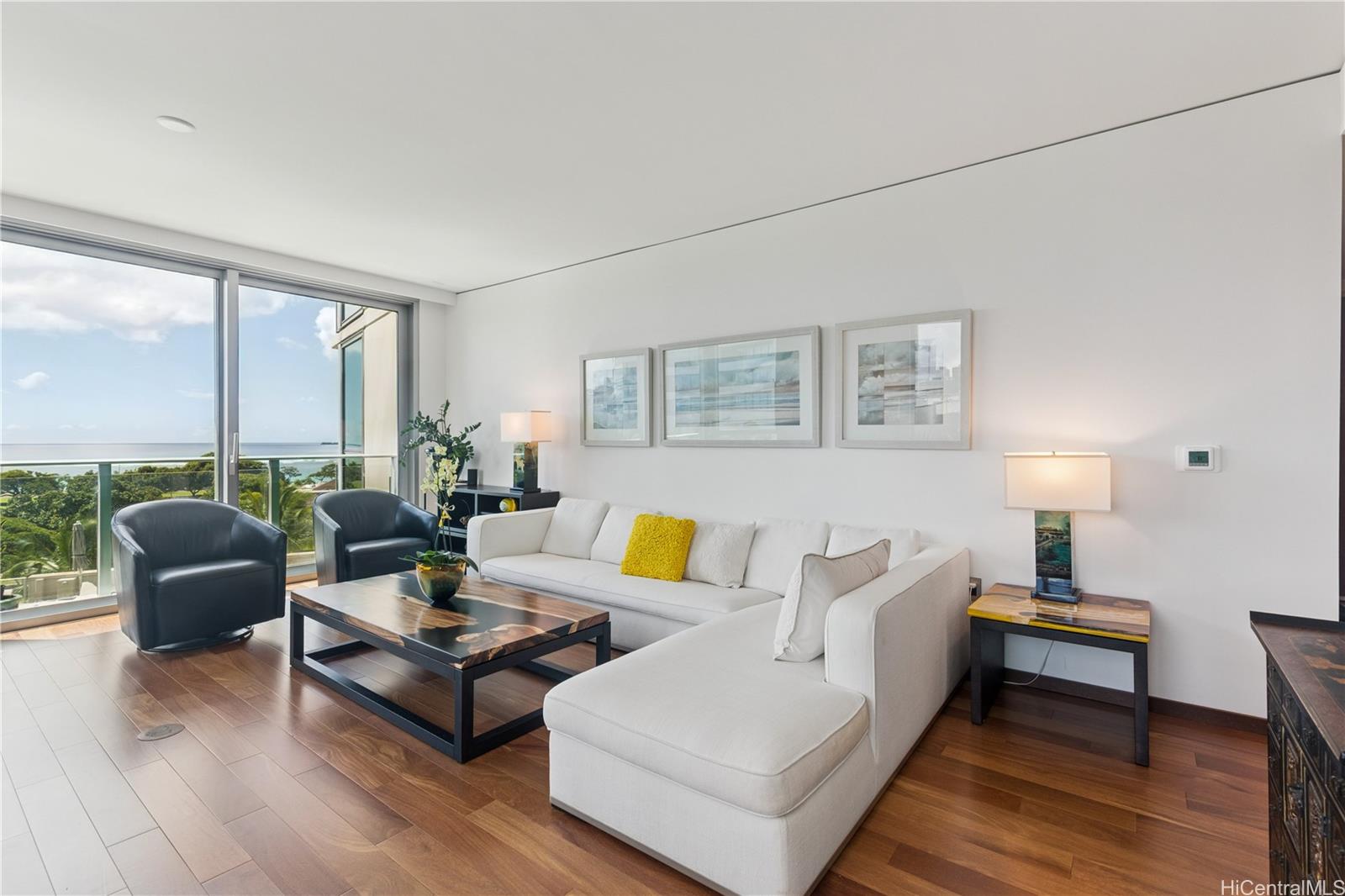 Hokua At 1288 Ala Moana condo # 5G, Honolulu, Hawaii - photo 3 of 25