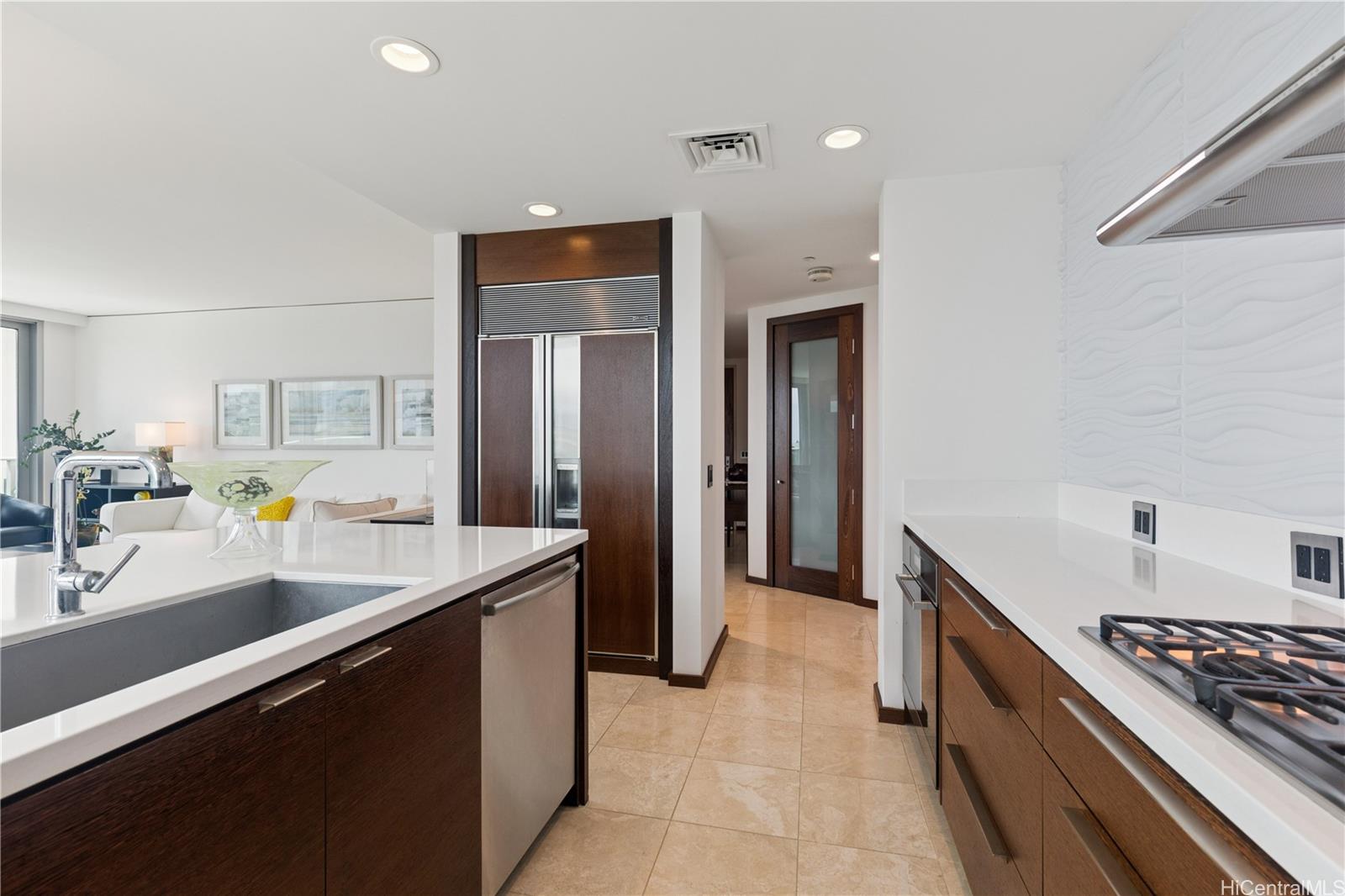 Hokua At 1288 Ala Moana condo # 5G, Honolulu, Hawaii - photo 6 of 25