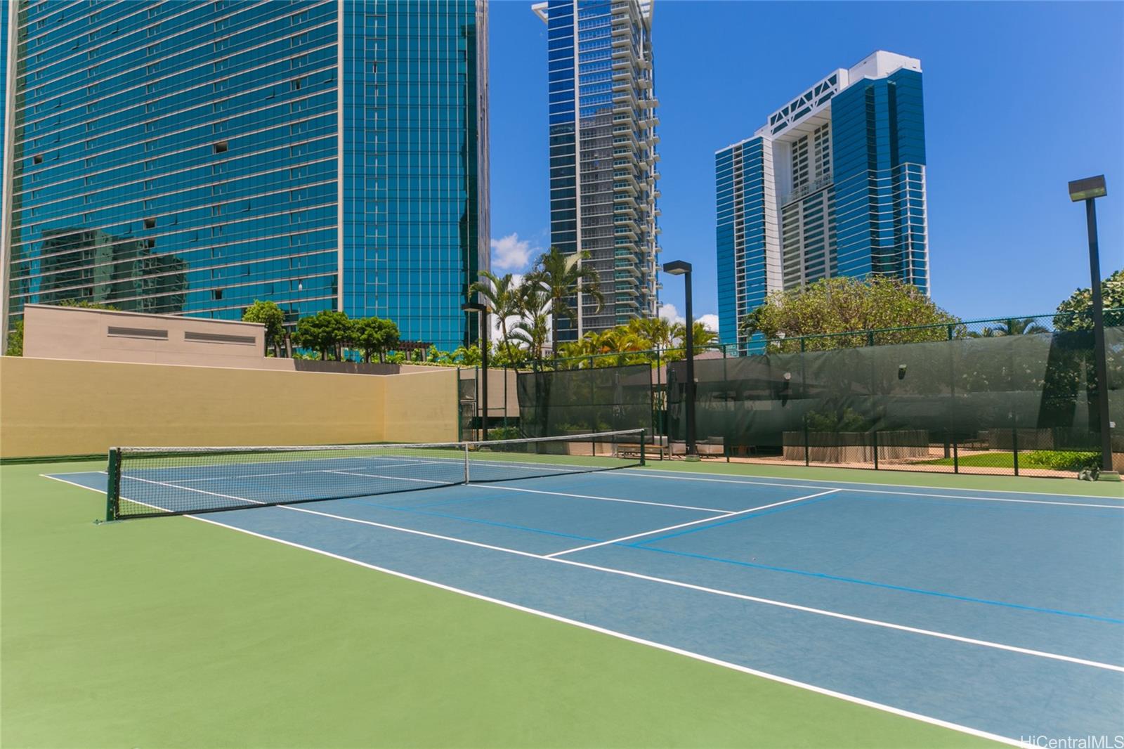 Hokua At 1288 Ala Moana condo # 8A, Honolulu, Hawaii - photo 16 of 22