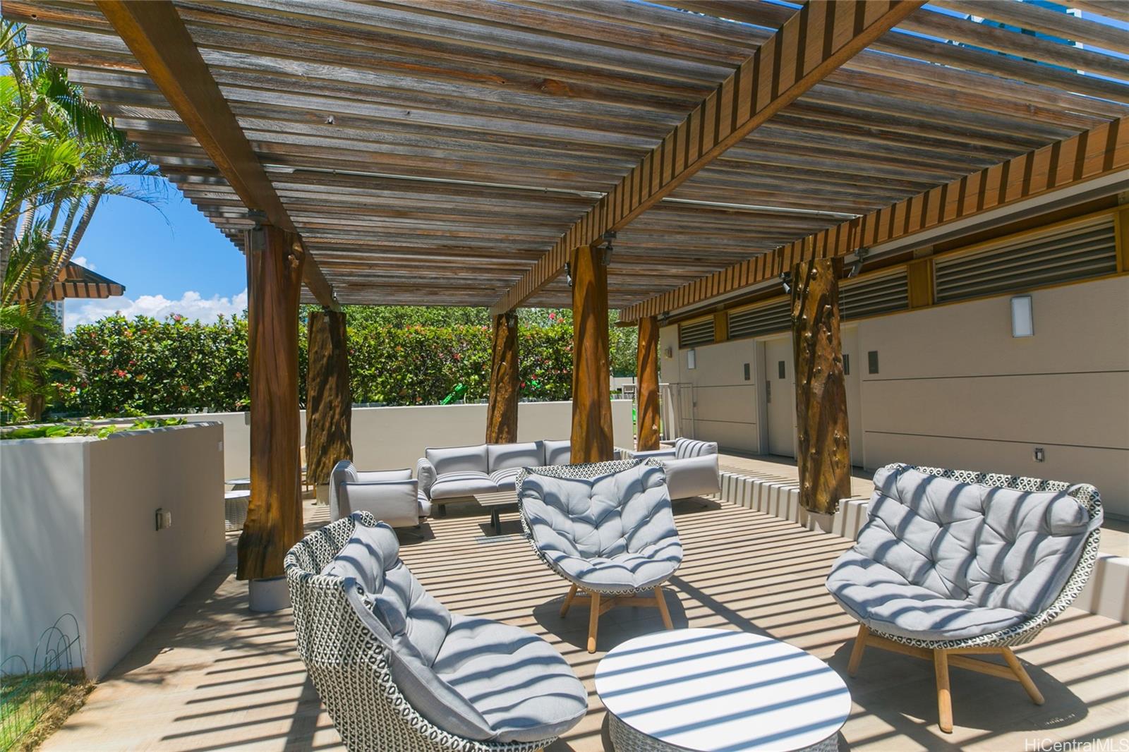 Hokua At 1288 Ala Moana condo # 8A, Honolulu, Hawaii - photo 18 of 22