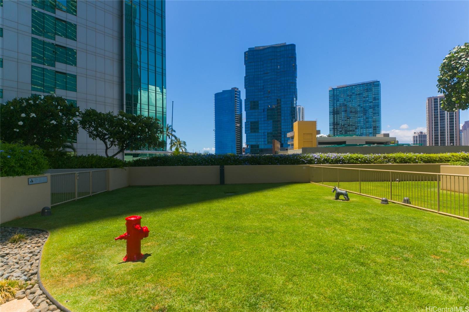 Hokua At 1288 Ala Moana condo # 8A, Honolulu, Hawaii - photo 20 of 22