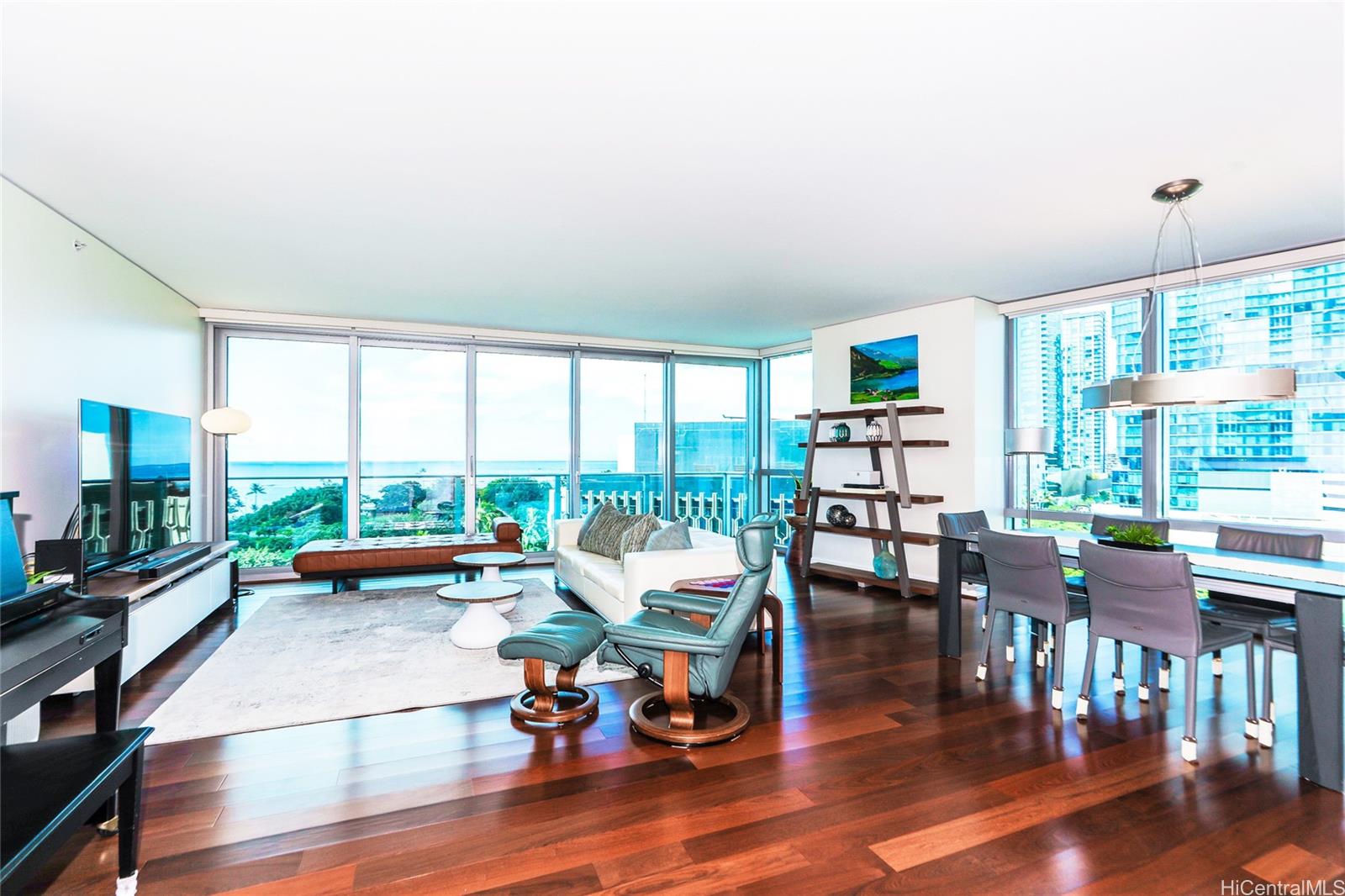 Hokua At 1288 Ala Moana condo # 8A, Honolulu, Hawaii - photo 3 of 22