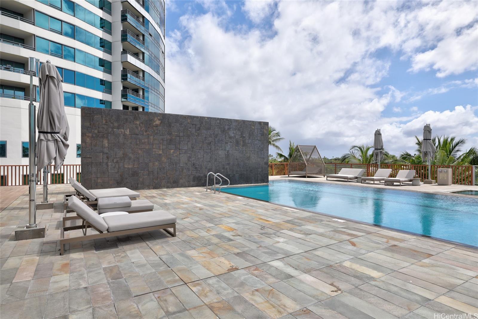 Hokua At 1288 Ala Moana condo # Alii C, Honolulu, Hawaii - photo 18 of 20