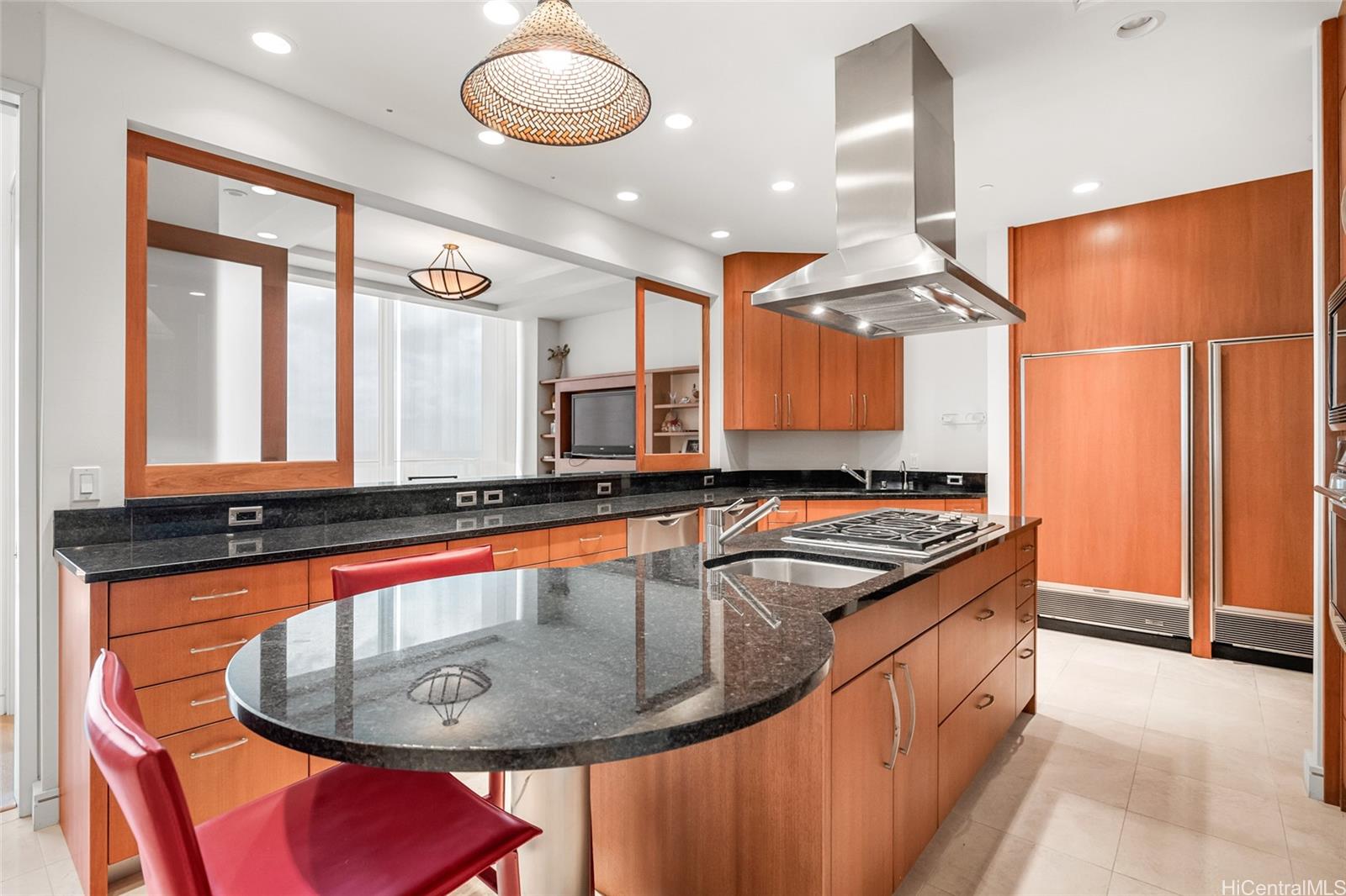 Hokua At 1288 Ala Moana condo # Alii C, Honolulu, Hawaii - photo 9 of 20