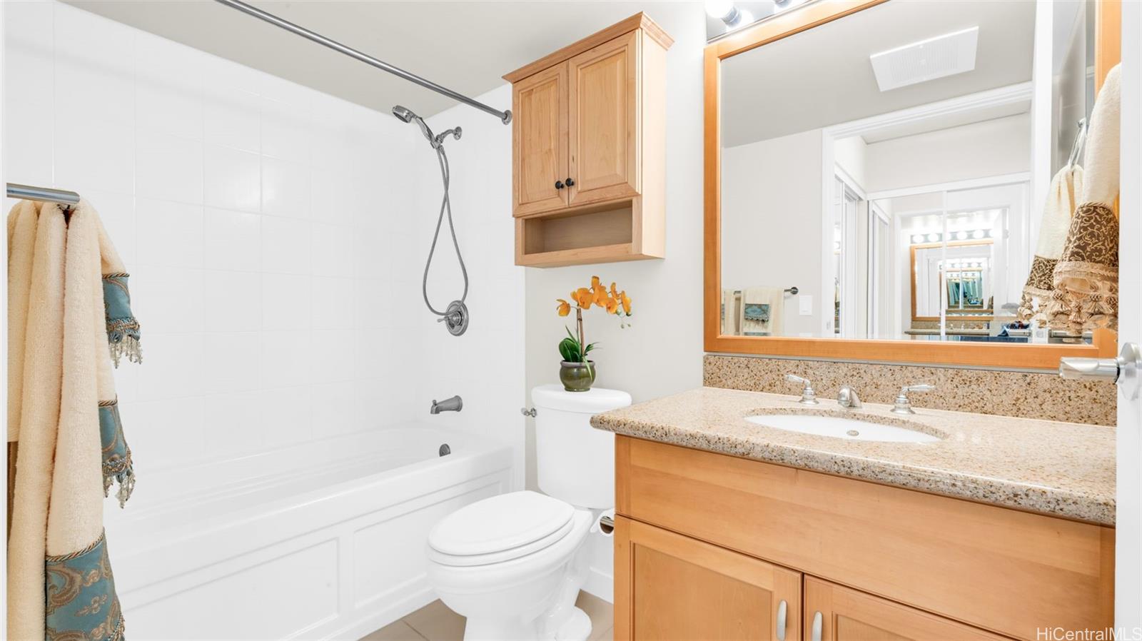 Moana Pacific condo # 1-4702, Honolulu, Hawaii - photo 11 of 21