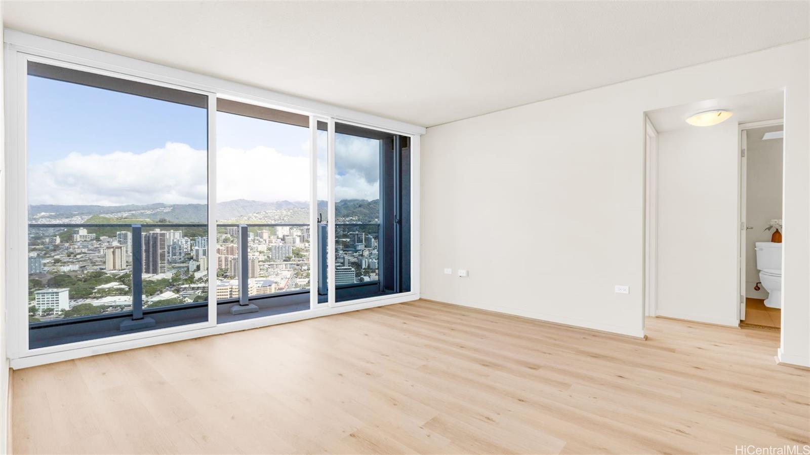 Moana Pacific condo # 1-4702, Honolulu, Hawaii - photo 12 of 21