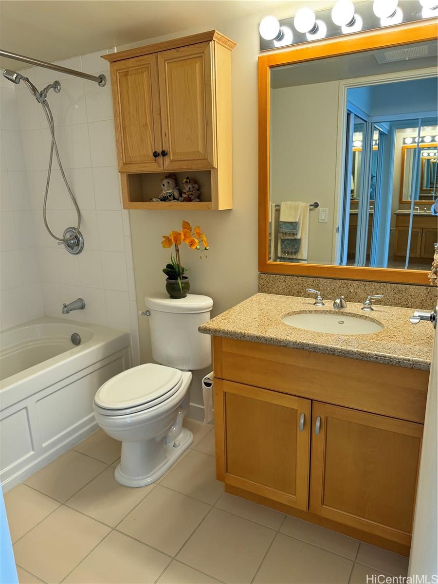 Moana Pacific condo # 1-4702, Honolulu, Hawaii - photo 20 of 21