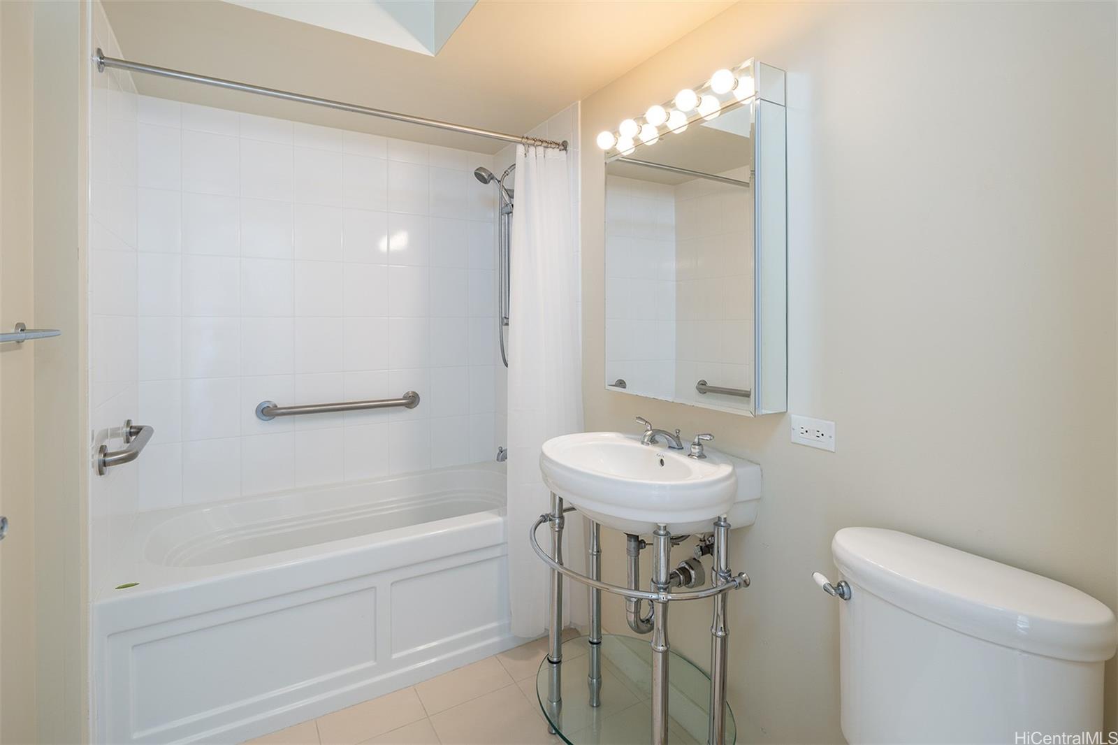 1288 Kapiolani Blvd Honolulu - Rental - photo 12 of 17