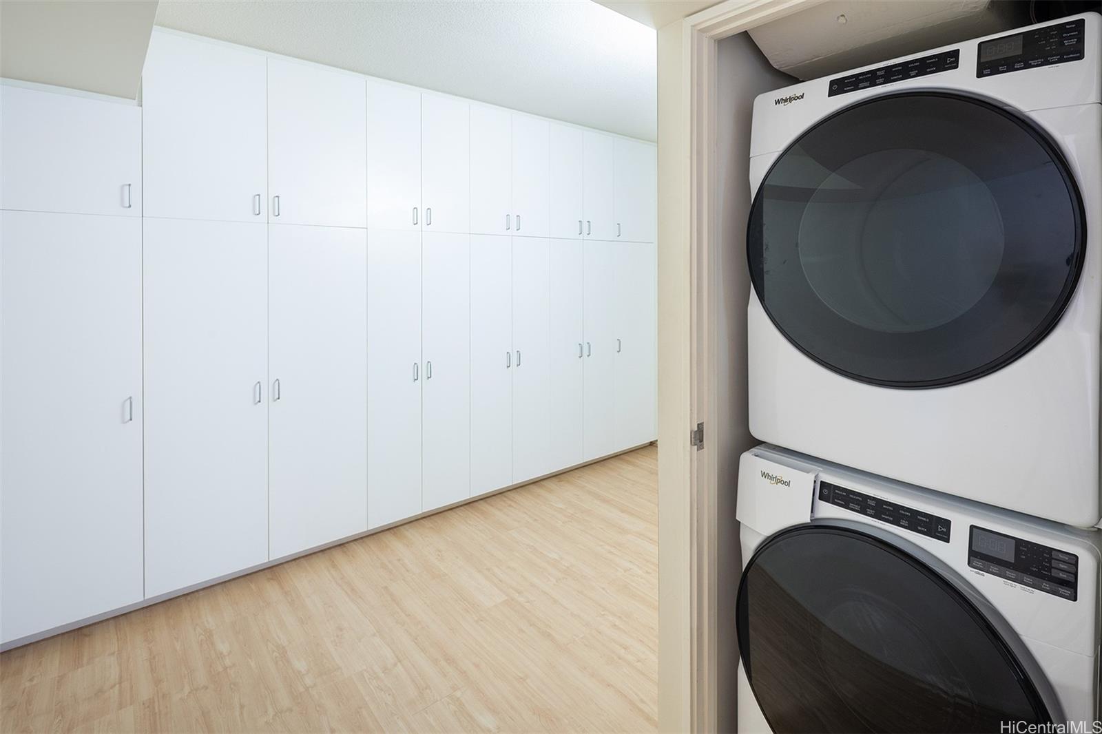 1288 Kapiolani Blvd Honolulu - Rental - photo 14 of 17