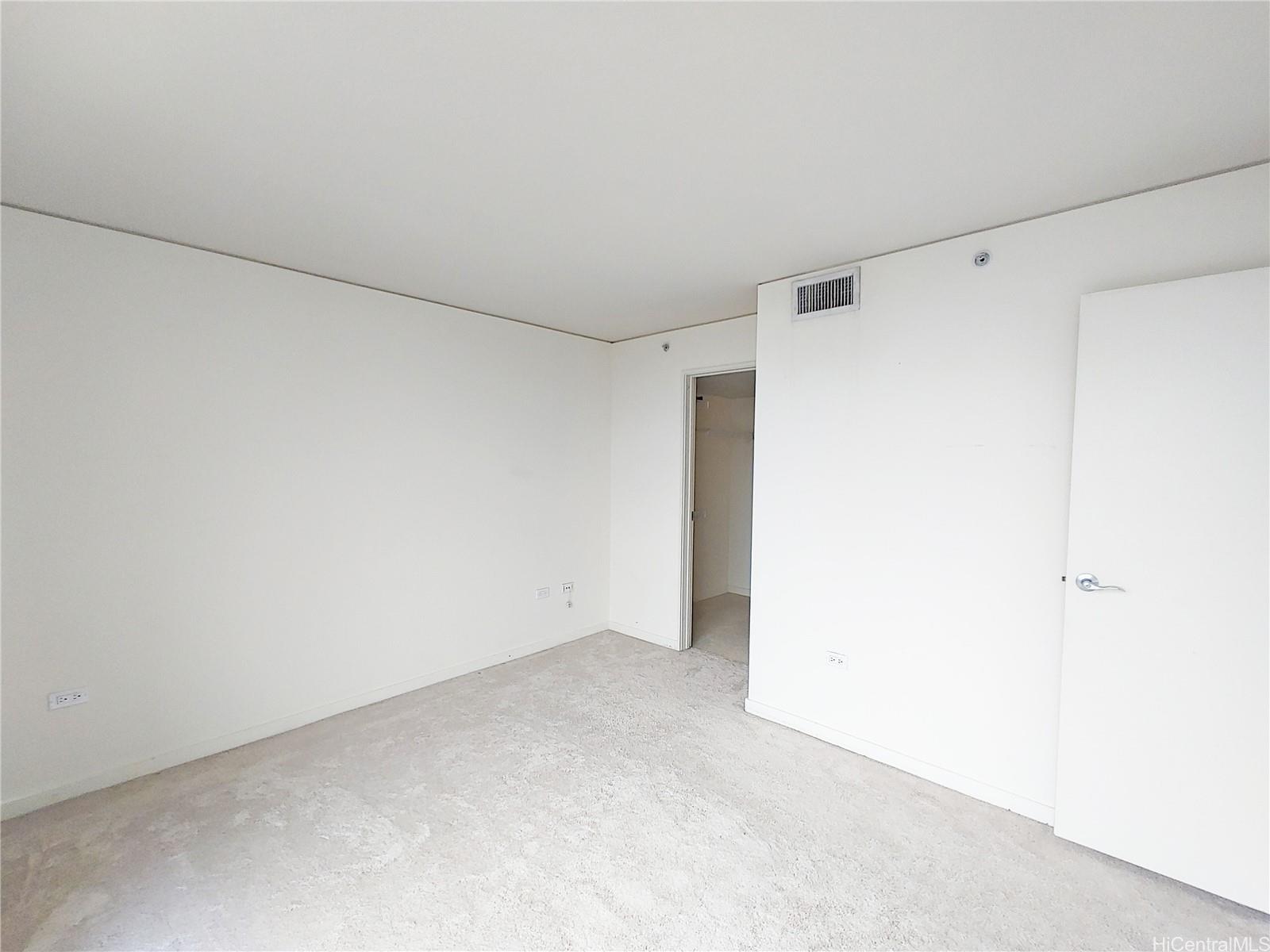 1288 Kapiolani Blvd Honolulu - Rental - photo 6 of 12