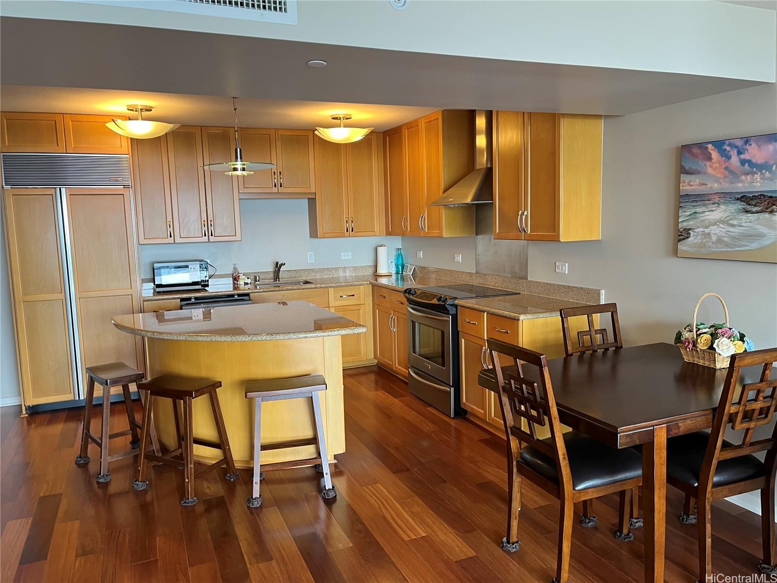 Moana Pacific condo # 3605, Honolulu, Hawaii - photo 3 of 12