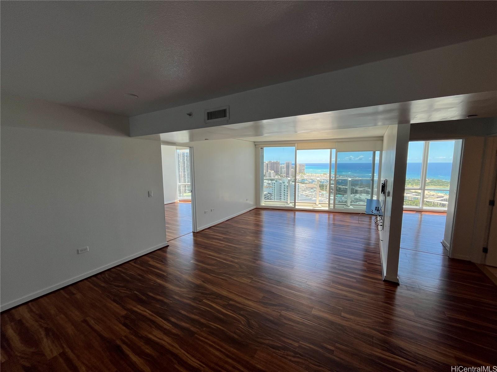 1288 Kapiolani Blvd Honolulu - Rental - photo 2 of 25