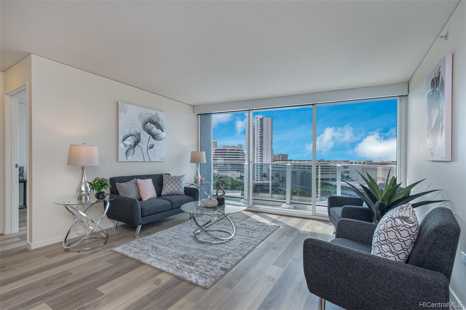 Moana Pacific I1205, 1288 Kapiolani Blvd, Honolulu Kakaako