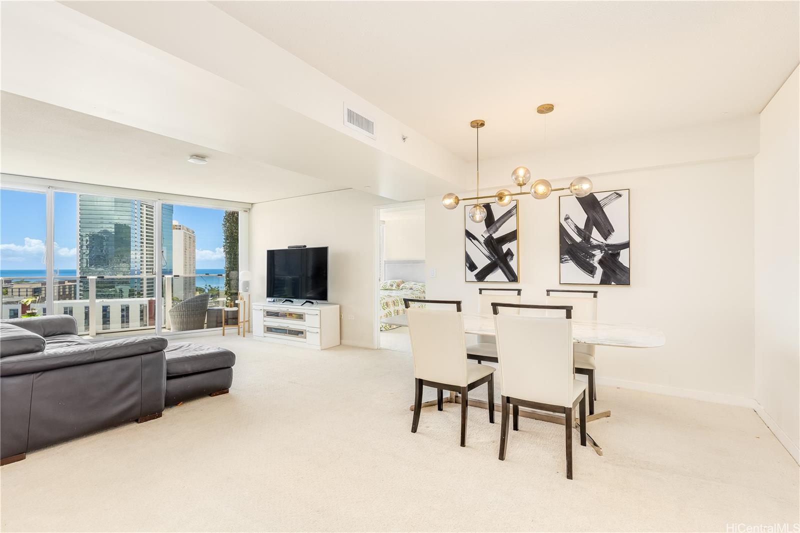 Moana Pacific condo # I2007, Honolulu, Hawaii - photo 2 of 25