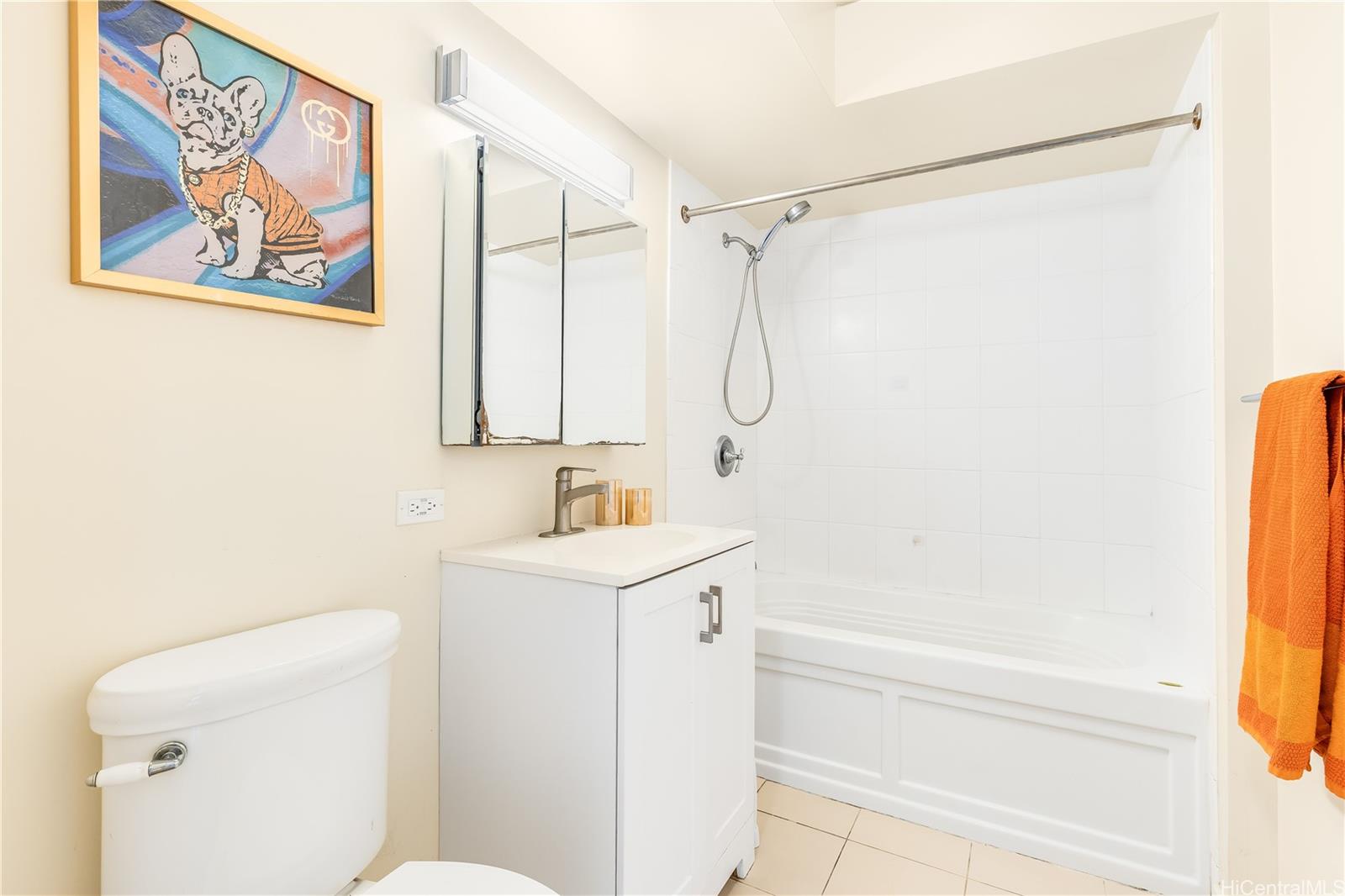 Moana Pacific condo # I2007, Honolulu, Hawaii - photo 12 of 25