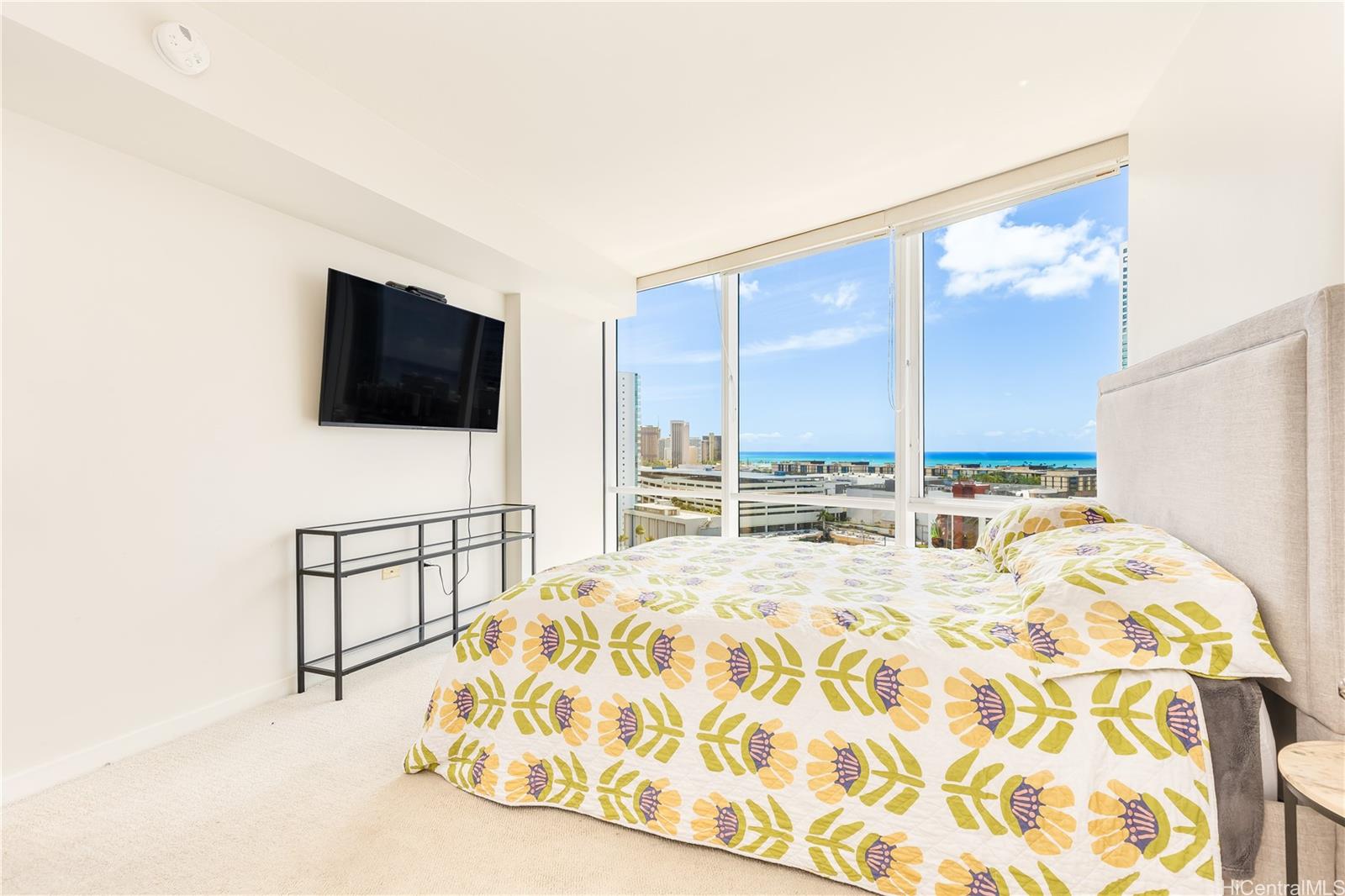 Moana Pacific condo # I2007, Honolulu, Hawaii - photo 14 of 25