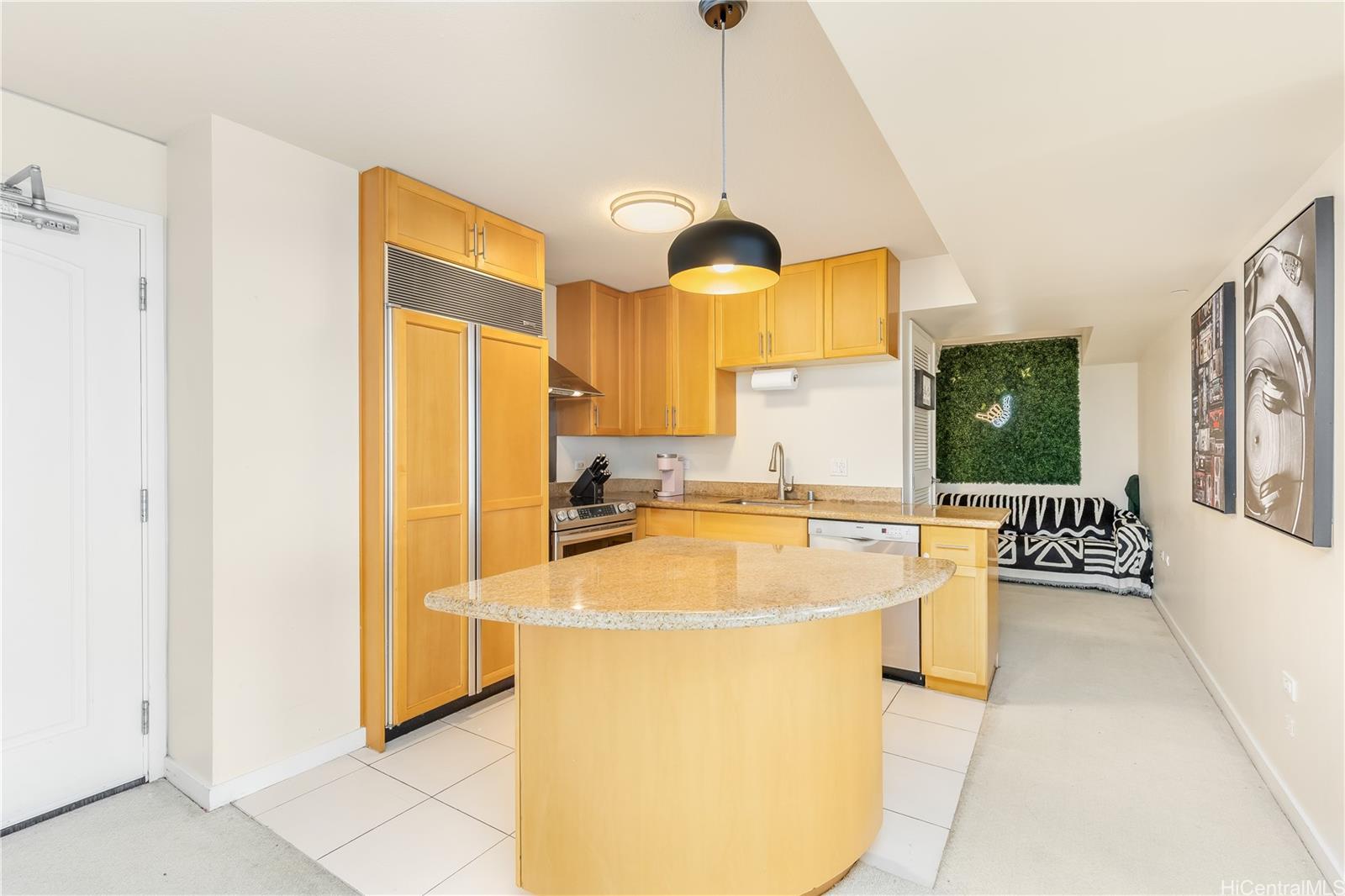 Moana Pacific condo # I2007, Honolulu, Hawaii - photo 6 of 25