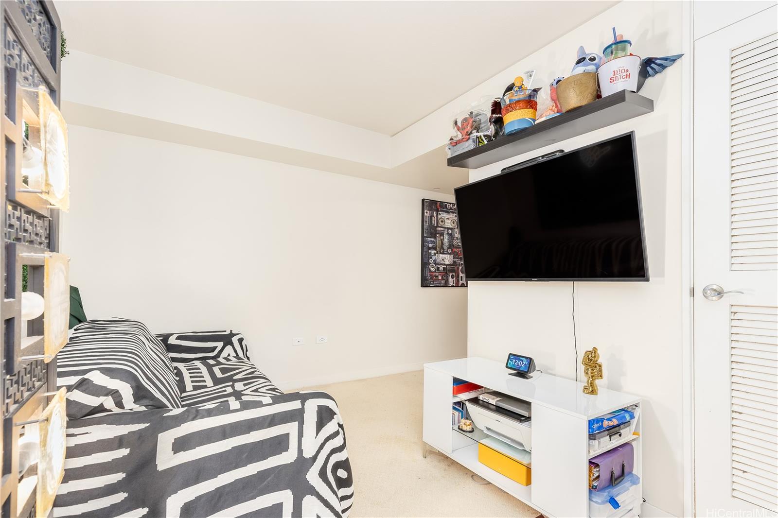 Moana Pacific condo # I2007, Honolulu, Hawaii - photo 9 of 25