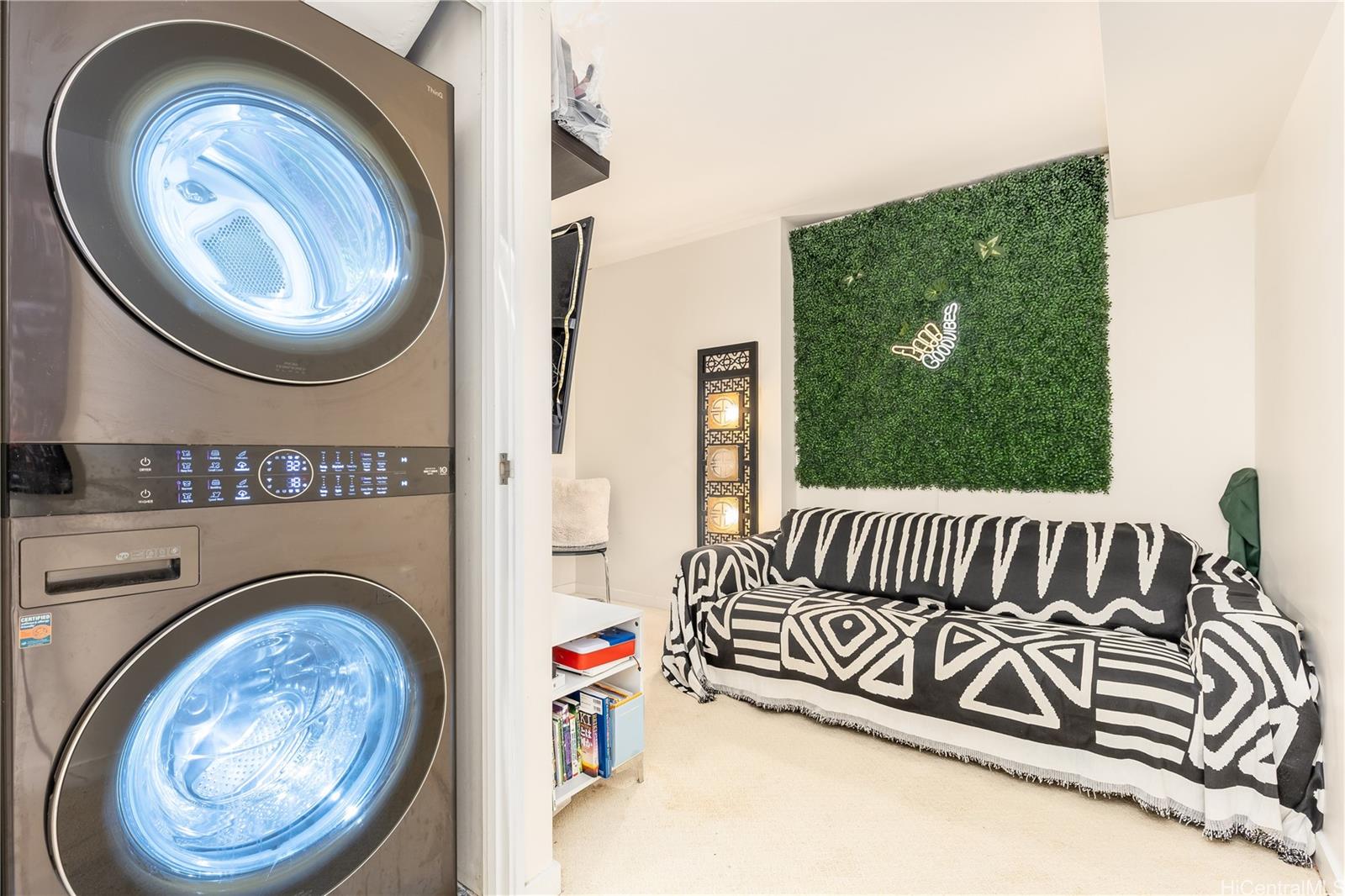 Moana Pacific condo # I2007, Honolulu, Hawaii - photo 10 of 25