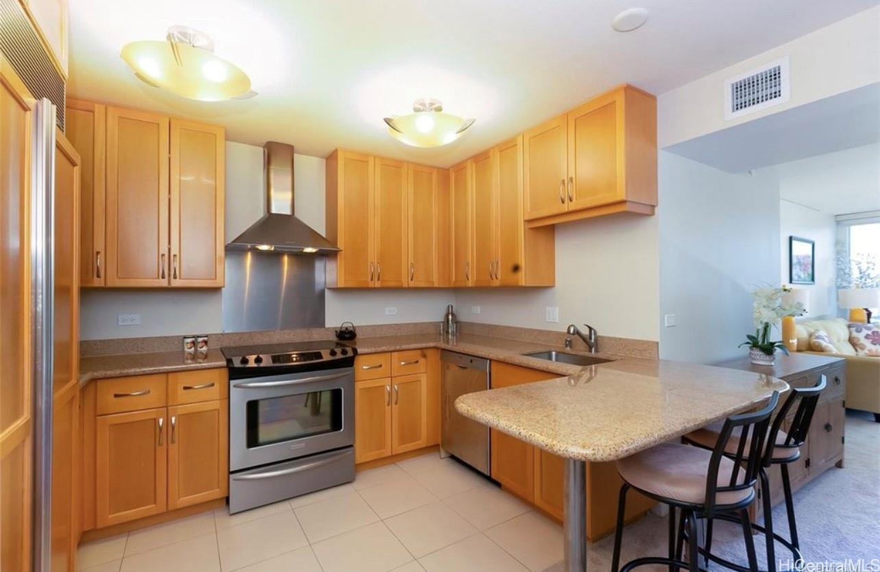 1288 Kapiolani Blvd Honolulu - Rental - photo 3 of 12