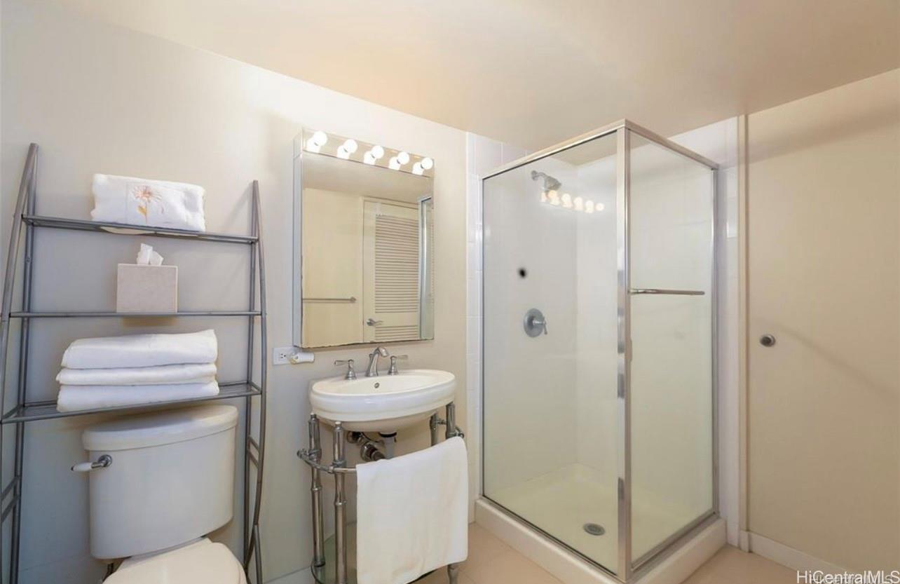 1288 Kapiolani Blvd Honolulu - Rental - photo 7 of 12