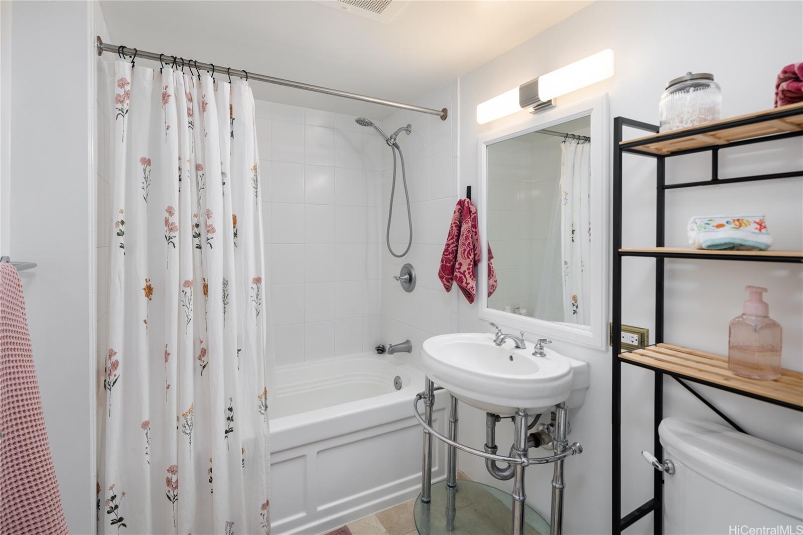 Moana Pacific condo # I2903, Honolulu, Hawaii - photo 12 of 24