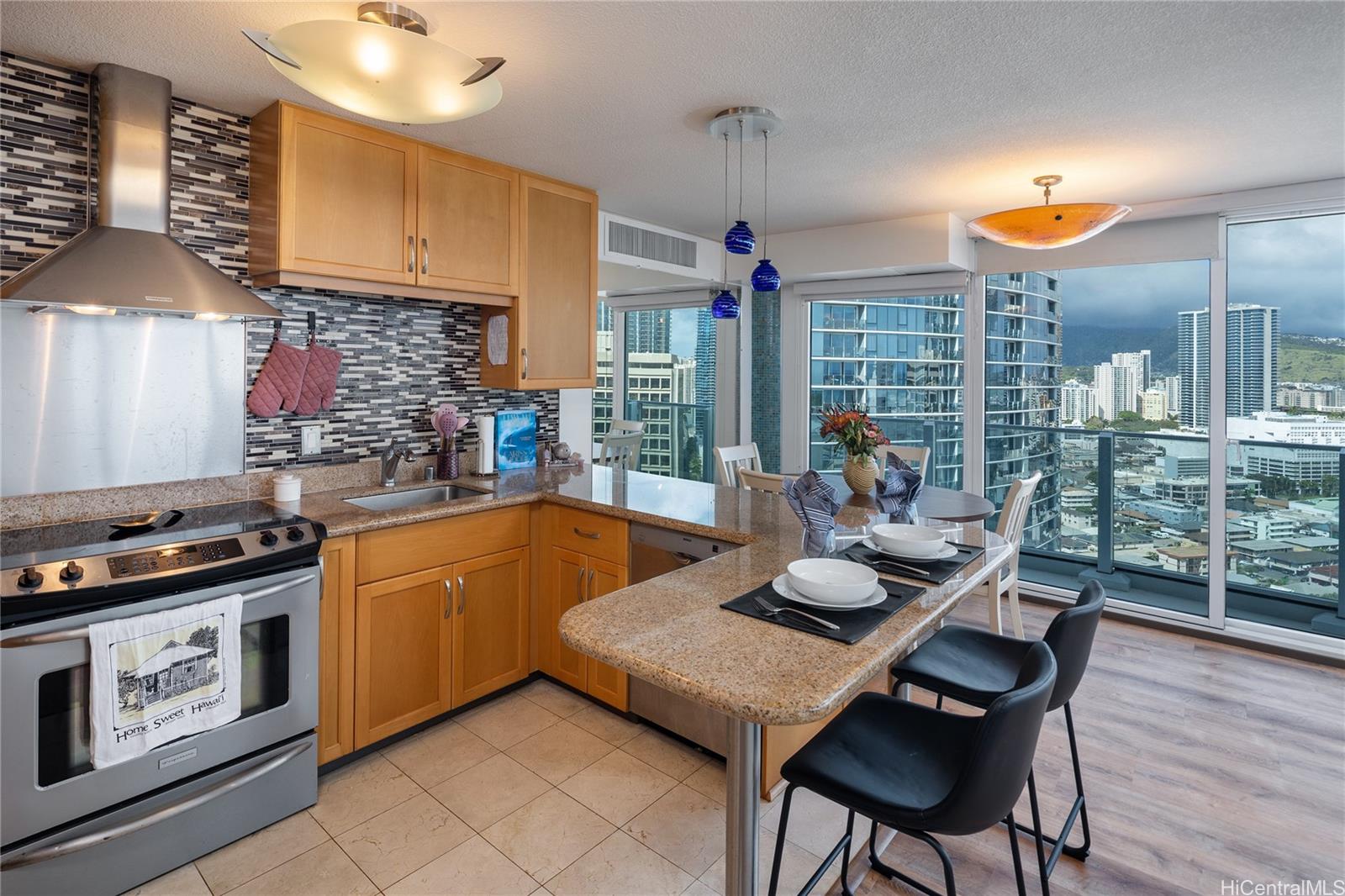 Moana Pacific condo # I2903, Honolulu, Hawaii - photo 5 of 24
